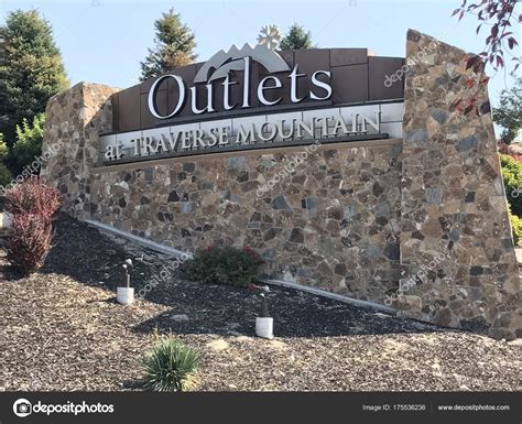 outlets at traverse mountain lehi.